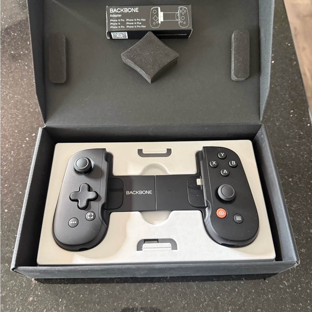 Black Gaming Controller for Mobile Devices
